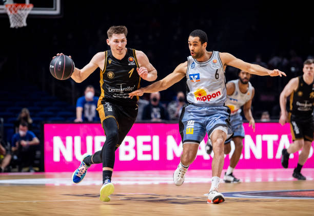 中展现出的 中展现出的