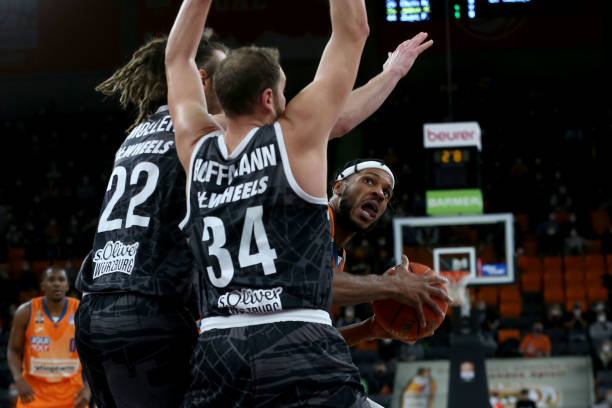 他的职业生 他的职业生