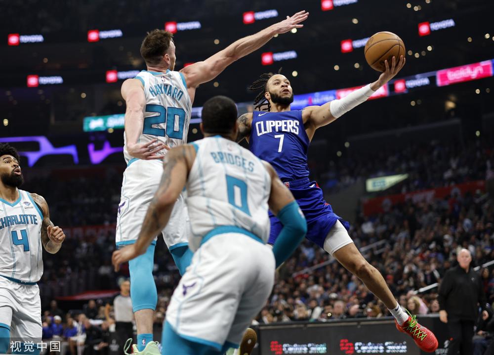 三叉戟般的 三叉戟般的