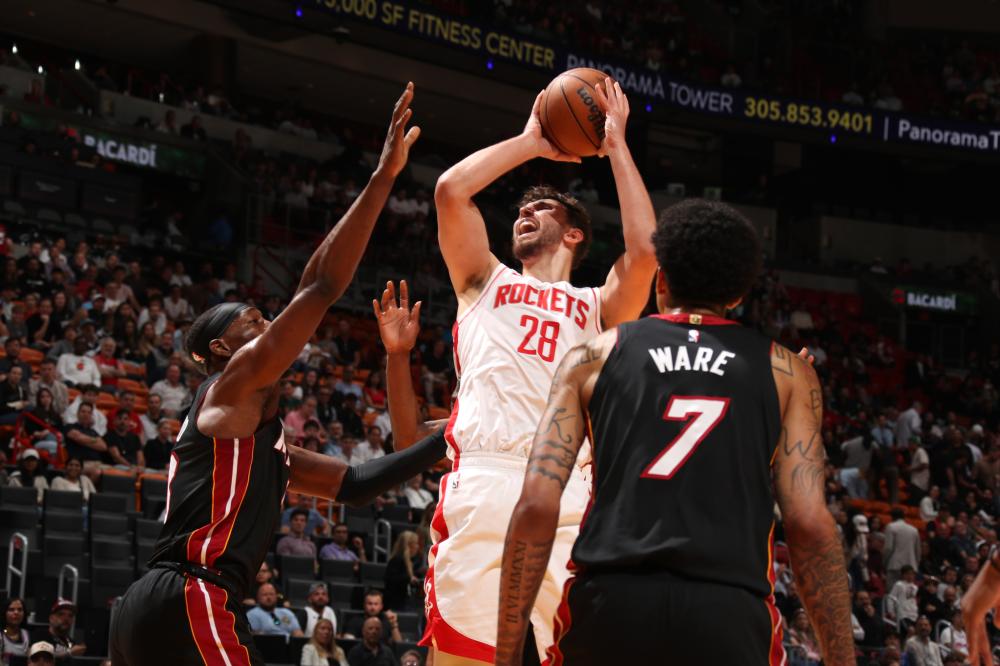 更加信赖他 更加信赖他